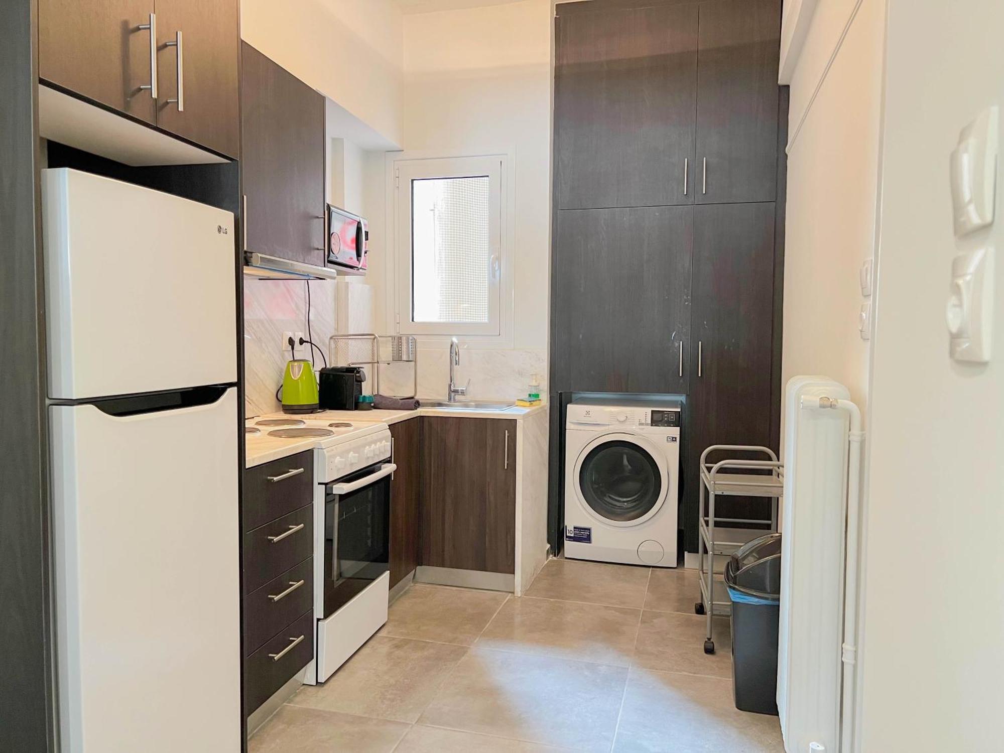 Family Two Bedroom Apartment Benaki Athen Eksteriør billede