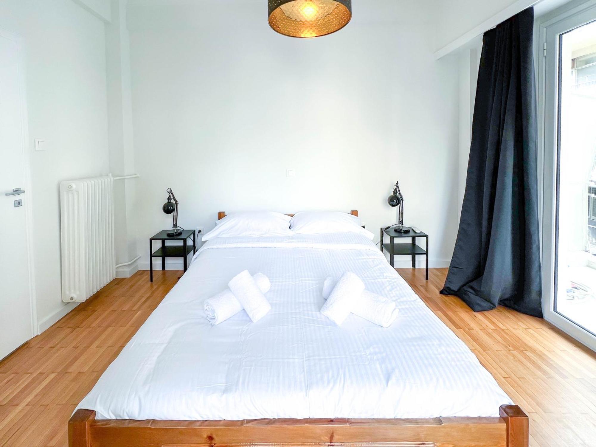 Family Two Bedroom Apartment Benaki Athen Eksteriør billede